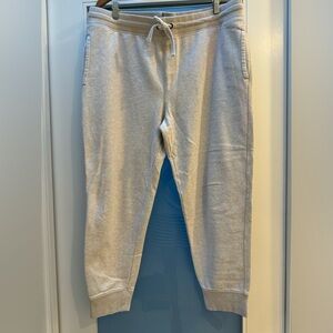 Gap Men’s sweatpants joggers super soft oatmeal heather color size XL